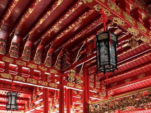 Ceiling detail of the Chinese-style palace.