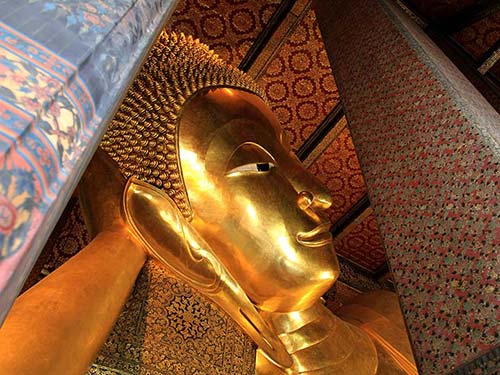 Reclining Buddha, Wat Pho in Bangkok.