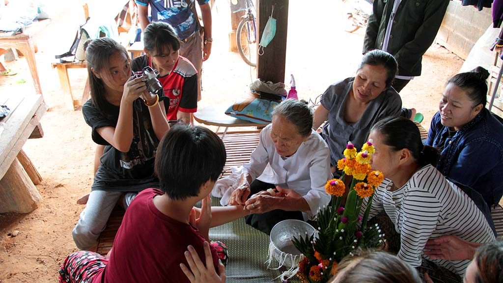 Family ritual in Sakon Nakhon.