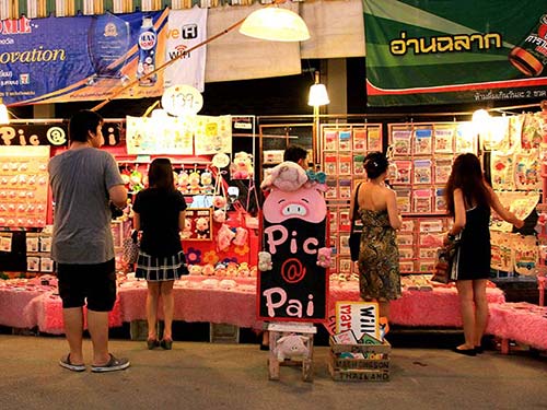 Pai Night Market.
