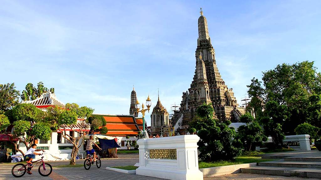 Prangs of the Wat Arun.