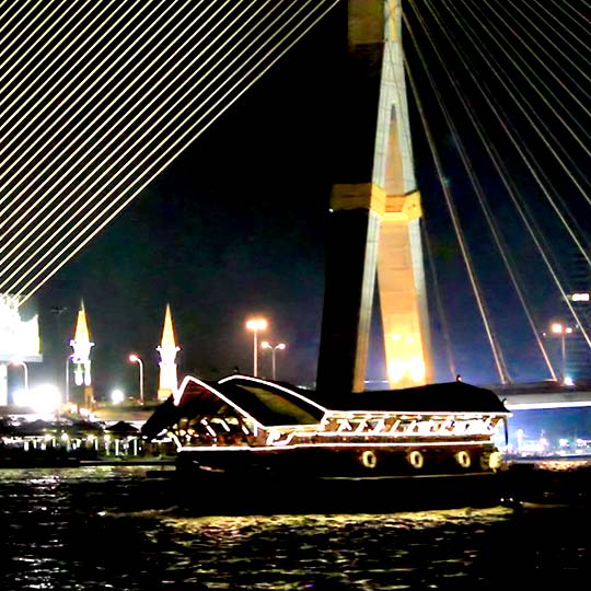 Loi Nava cruise, Bangkok.
