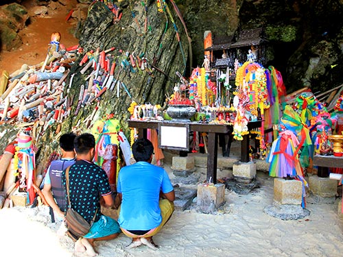 Phra Nang Cave.
