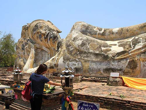 Wat Lokayasutharam, Ayutthaya.